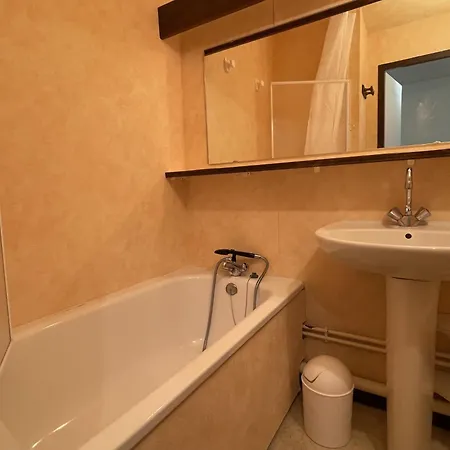 17 Aux Cristallines *